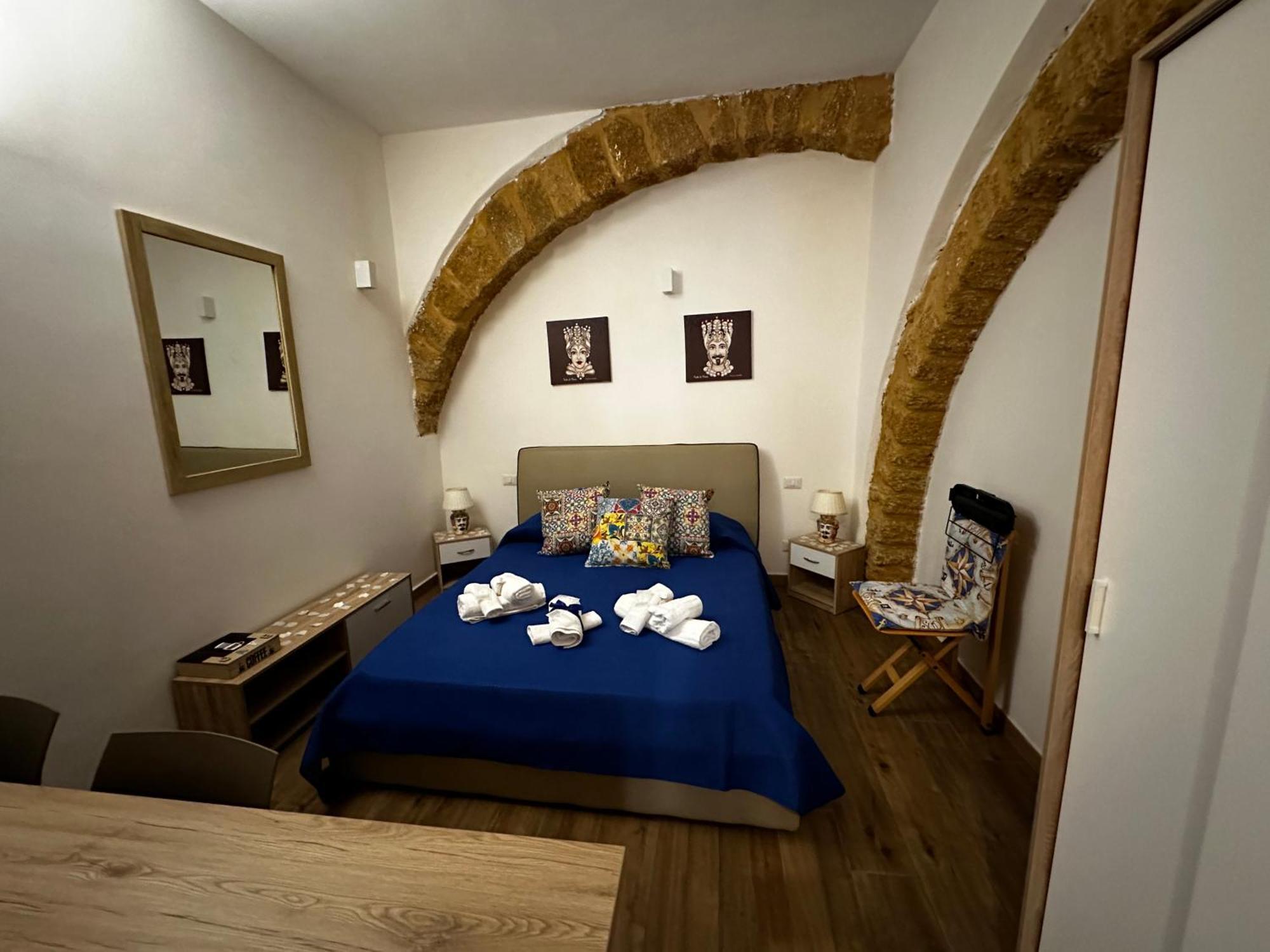O Munti Rooms 阿格里真托 外观 照片